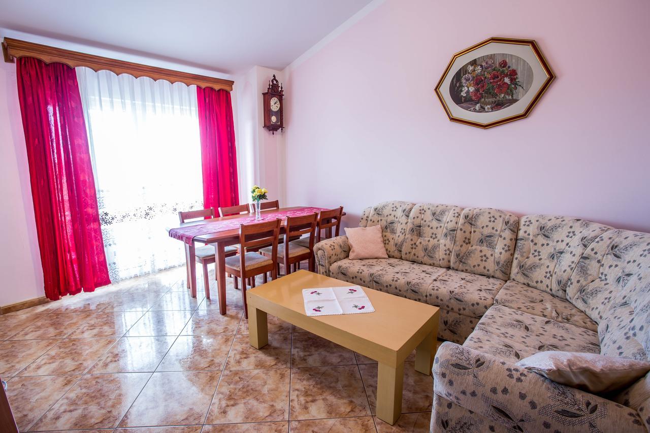 Villa Veli Vrh Pula Exteriör bild