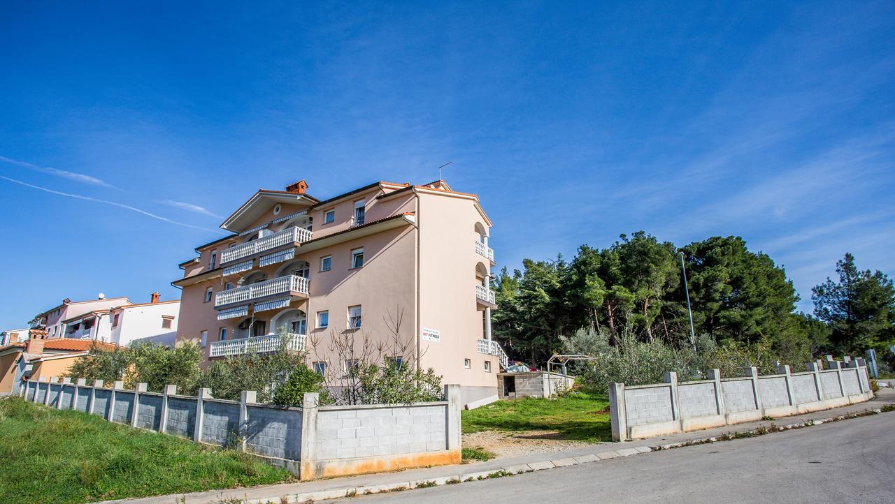 Villa Veli Vrh Pula Exteriör bild
