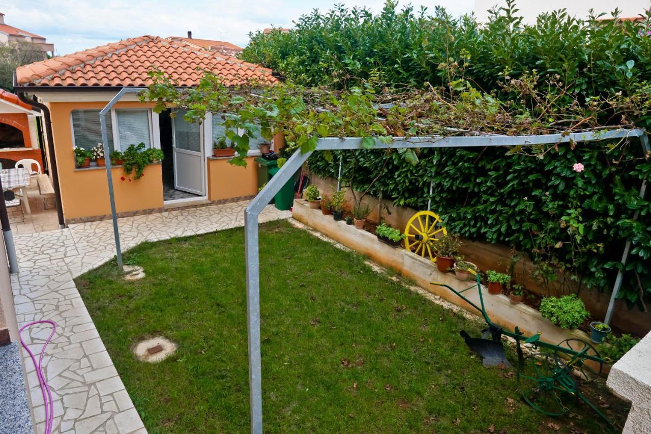 Villa Veli Vrh Pula Exteriör bild